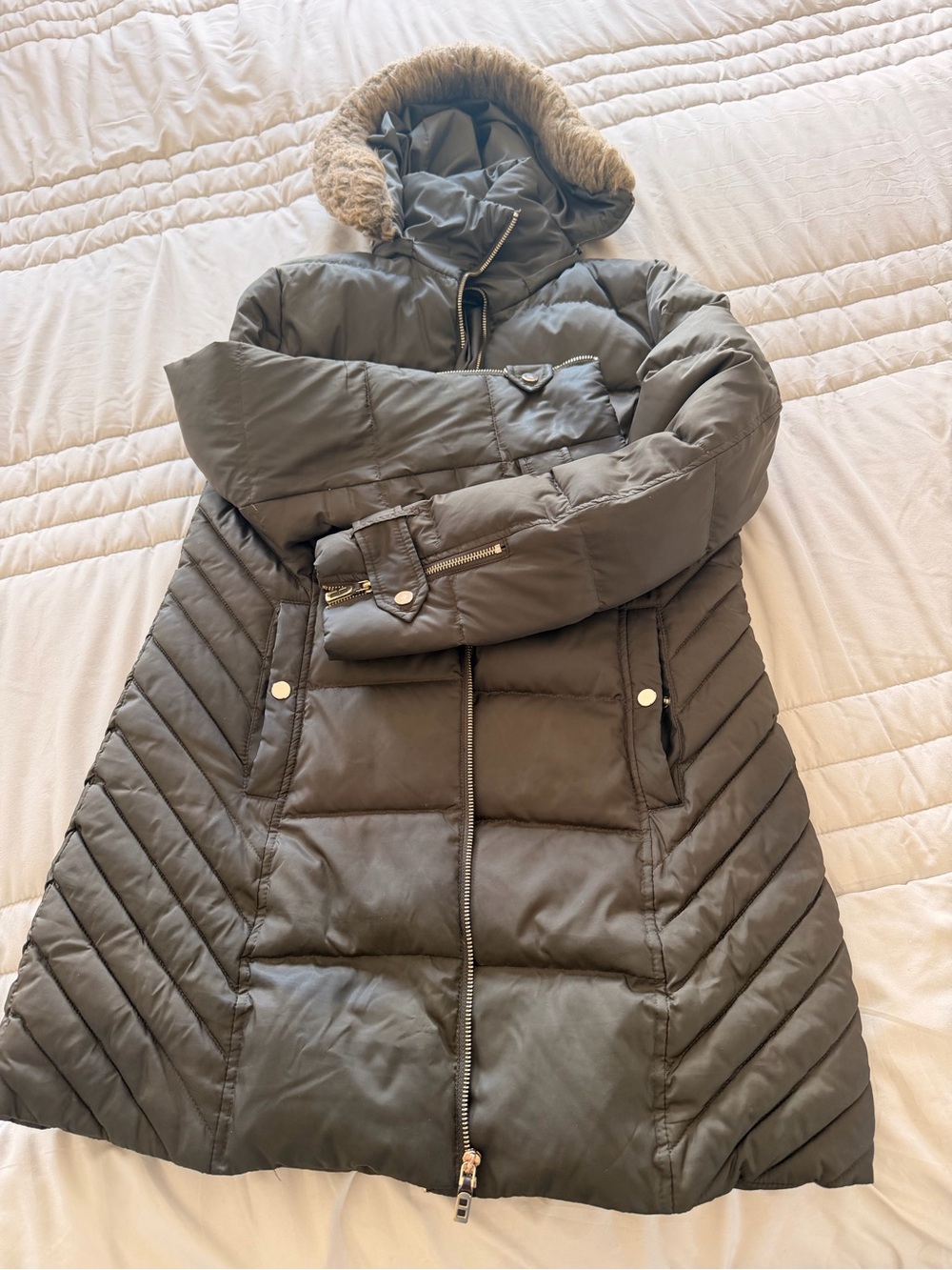 Kenneth Cole Olive Green Quilted Hooded Puffer with Faux Fur Trim